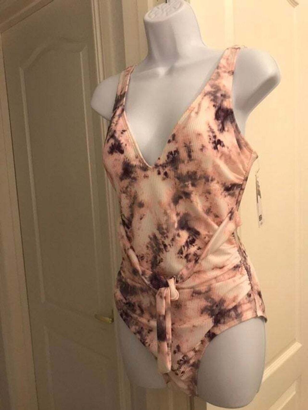 One Piece Swim Suit Pink print Time and Tru Missy 8-10 Swimsuit OnePiece NWT